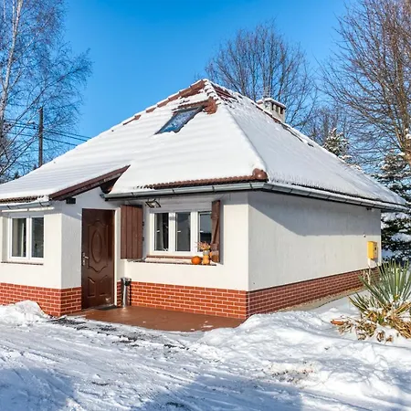 Nad Strumykiem Casa de Férias Mirsk